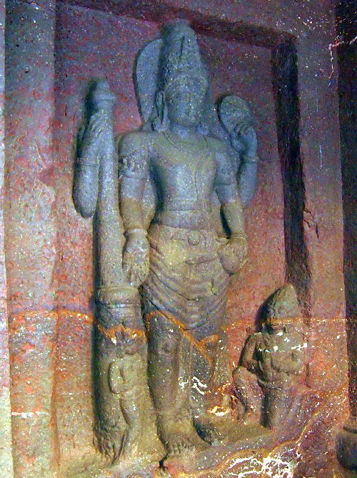 エローラへの招待　カイラーサナータ寺院