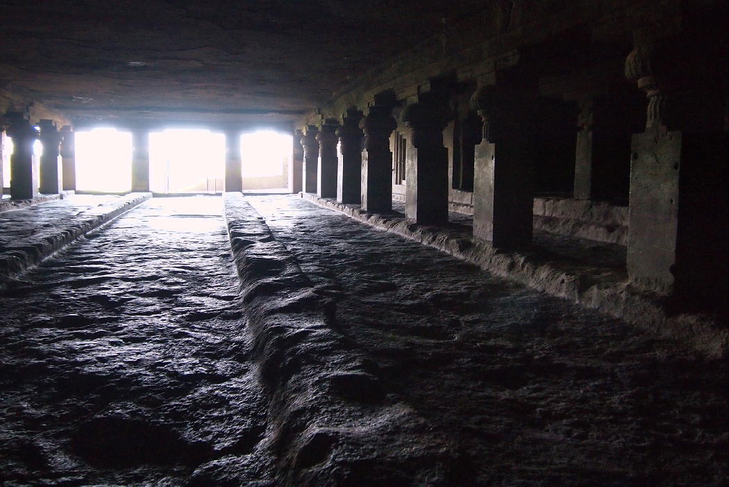 エローラへの招待 仏教窟