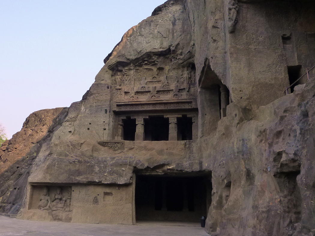 エローラへの招待 仏教窟