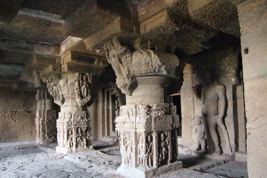 エローラへの招待　ヒンドゥー教窟