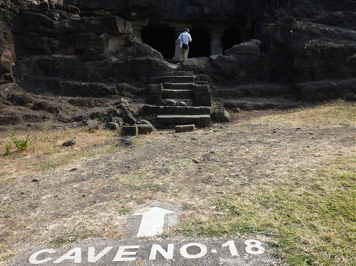 エローラへの招待　ヒンドゥー教窟