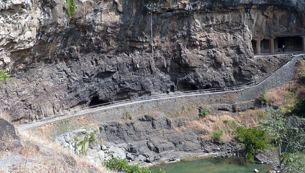 エローラへの招待　ヒンドゥー教窟