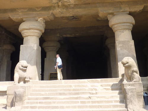 エローラへの招待　ヒンドゥー教窟