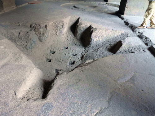 エローラへの招待　ヒンドゥー教窟