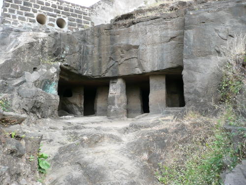 エローラへの招待　ジャイナ教窟