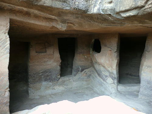 エローラへの招待　ジャイナ教窟