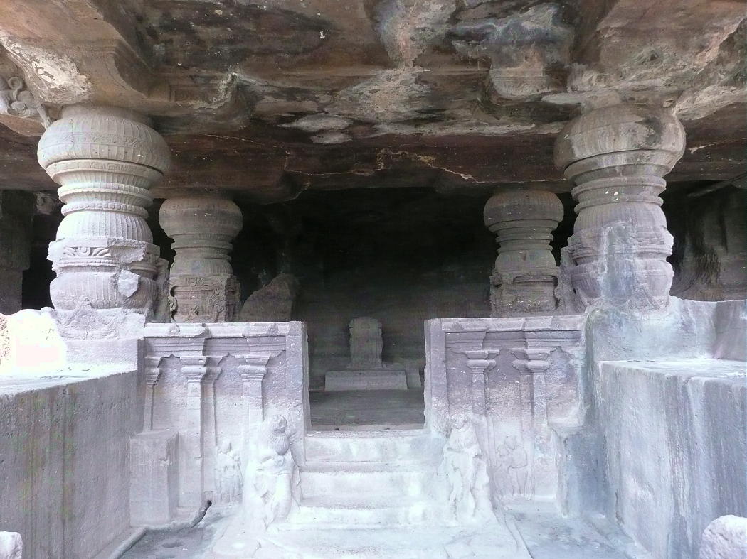 エローラへの招待　ジャイナ教窟