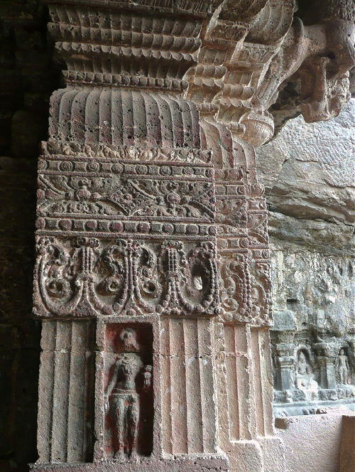 エローラへの招待　ジャイナ教窟