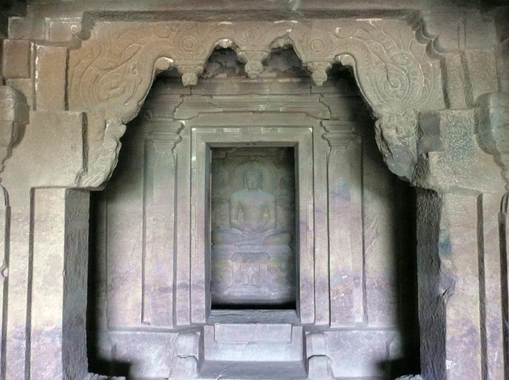 エローラへの招待　ジャイナ教窟