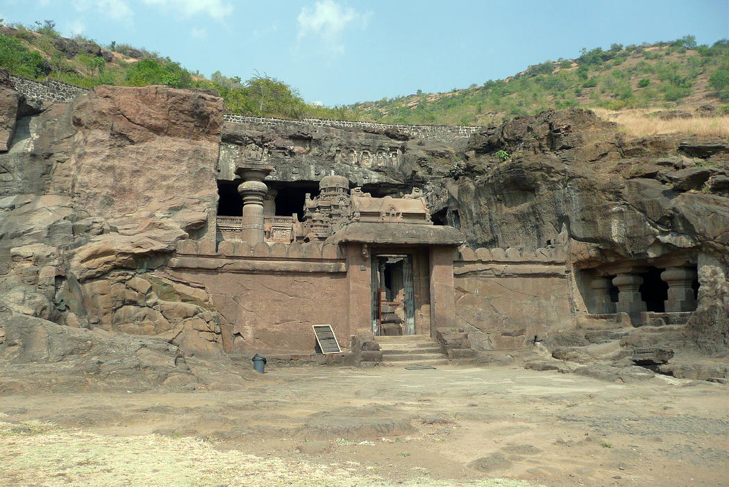 エローラへの招待　ジャイナ教窟